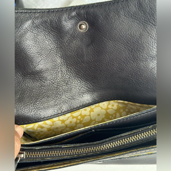 Fossil Black Leather Clutch Wallet Flap snap closure SWL 9689 - Picture 3 of 5